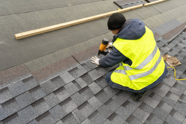 Best Best Roofing Contractors  in Charles City, IA
